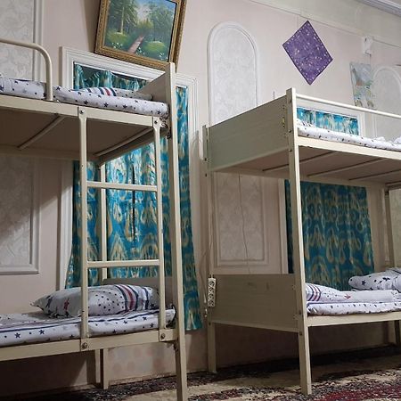 Guesthouse Kamolot Бухара Екстериор снимка